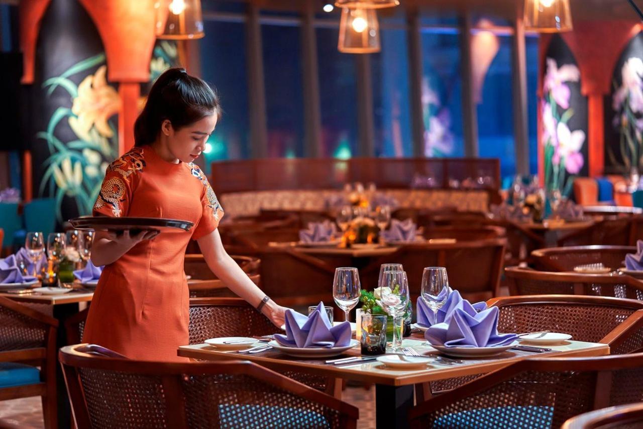Panorama Central Nha Trang- Vietnam'S Highest Infinitive Rooftop Pool 외부 사진