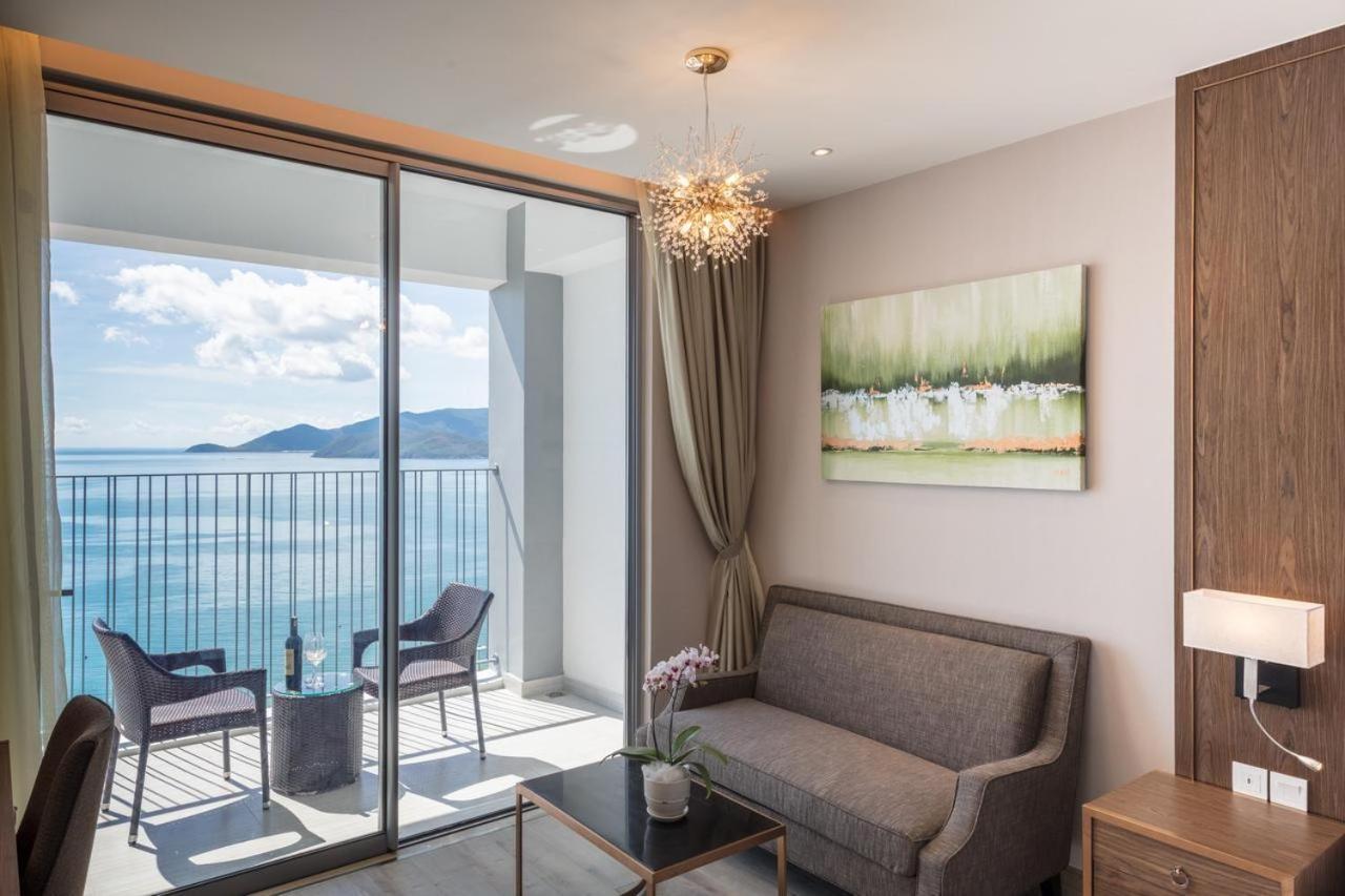 Panorama Central Nha Trang- Vietnam'S Highest Infinitive Rooftop Pool 외부 사진