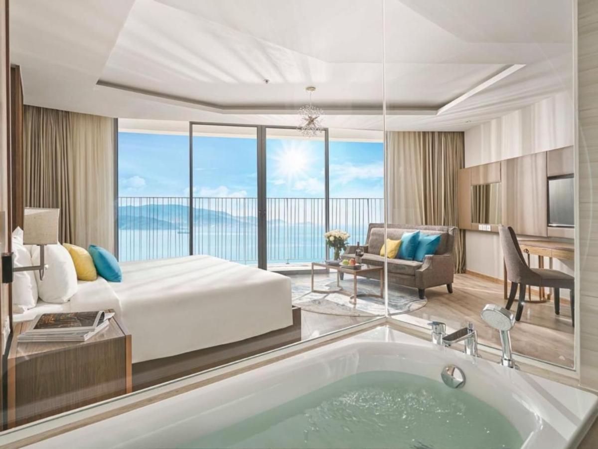 Panorama Central Nha Trang- Vietnam'S Highest Infinitive Rooftop Pool 외부 사진