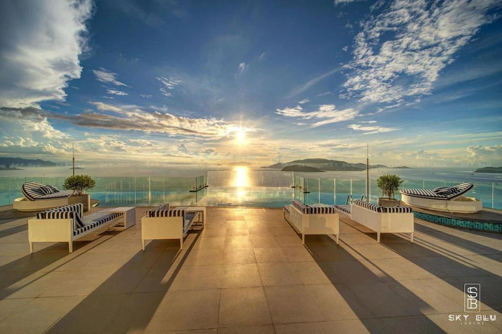 Panorama Central Nha Trang- Vietnam'S Highest Infinitive Rooftop Pool 외부 사진