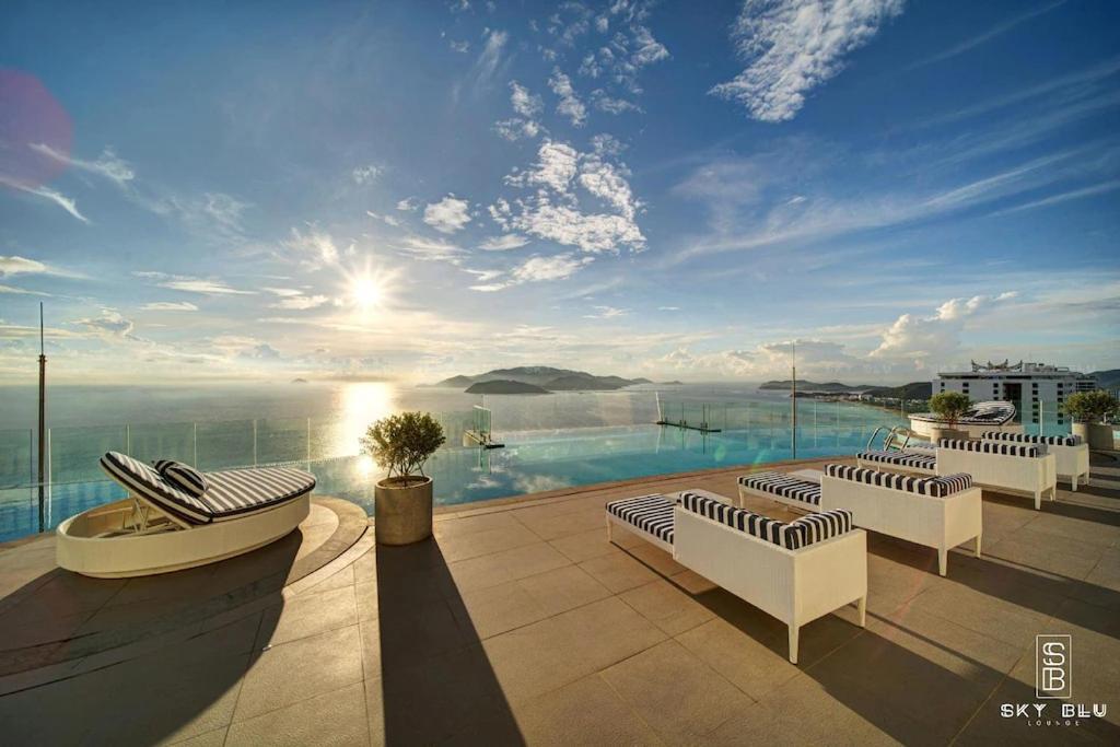 Panorama Central Nha Trang- Vietnam'S Highest Infinitive Rooftop Pool 외부 사진